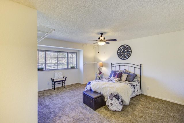 7168 N Prospect Avenue, Fresno, CA 93711