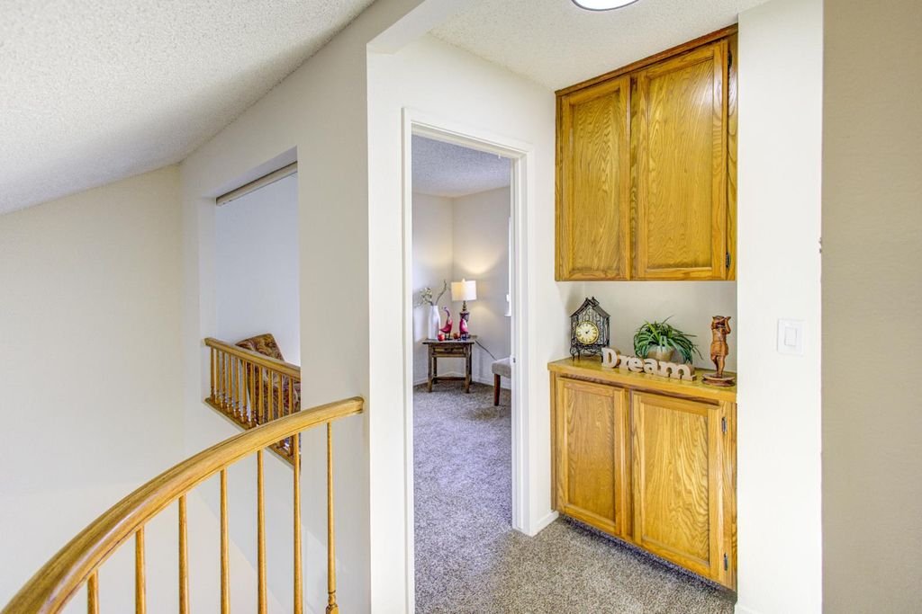 Image 25 of property listing at 7168 N Prospect Avenue, Fresno, CA 93711