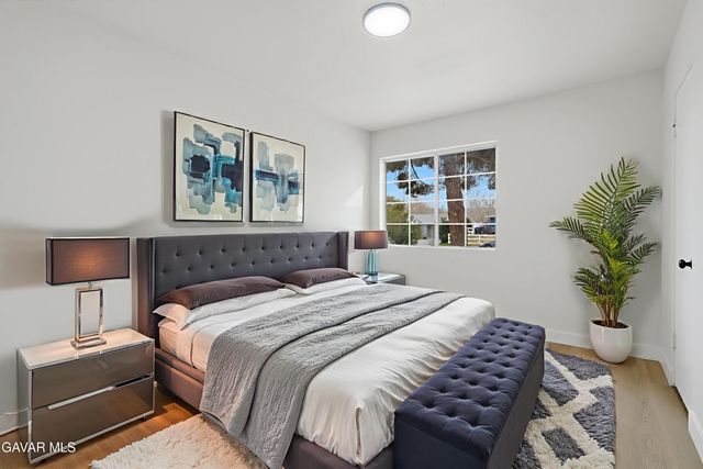 321 E Avenue R11, Palmdale, CA 93550