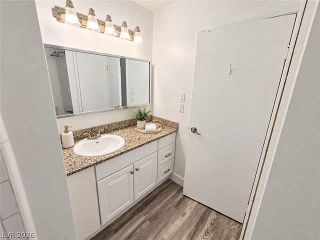 5306 Koa Avenue, Las Vegas, NV 89122