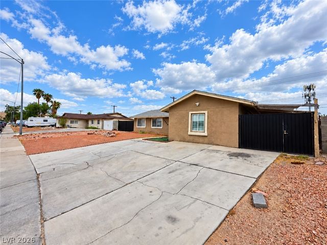 5306 Koa Avenue, Las Vegas, NV 89122