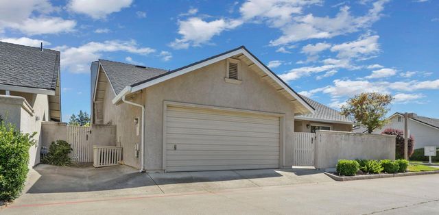415 E Century Blvd, Lodi, CA 95240