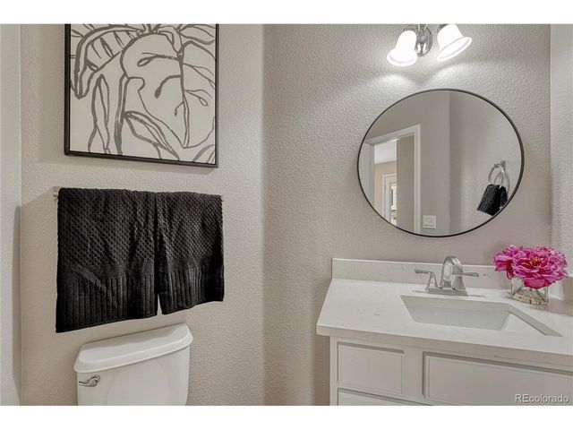 22032 E Irish Dr, Aurora, CO 80016