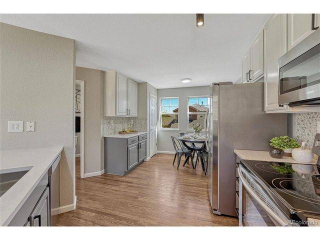 22032 E Irish Dr, Aurora, CO 80016