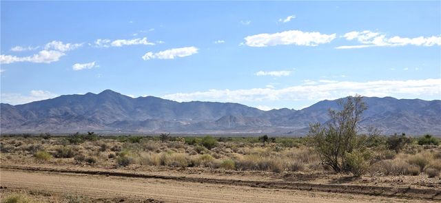 Parcel 32 N Truman Road, Golden Valley, AZ 86413