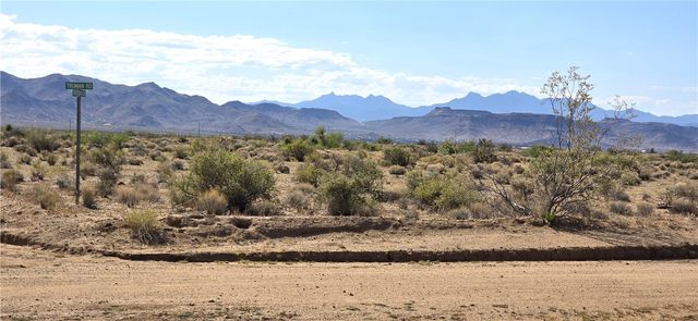 Parcel 32 N Truman Road, Golden Valley, AZ 86413