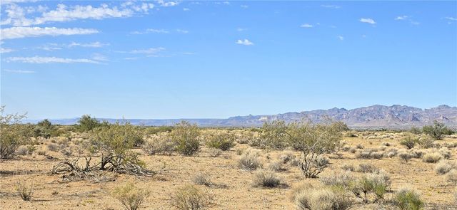 Parcel 32 N Truman Road, Golden Valley, AZ 86413