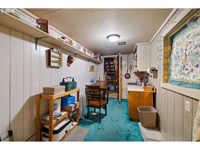 352 RUBY Ave, Eugene, OR 97404