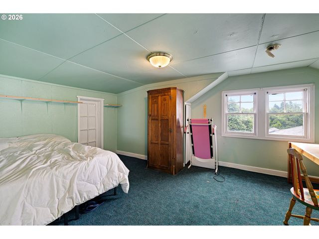 352 RUBY Ave, Eugene, OR 97404
