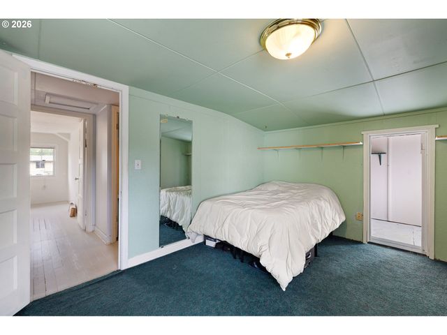 352 RUBY Ave, Eugene, OR 97404