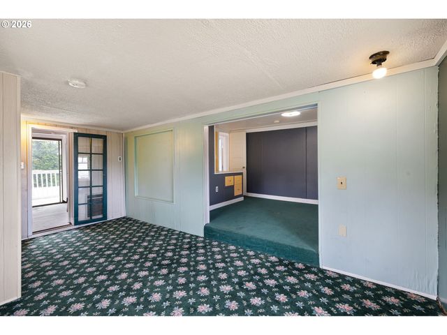 352 RUBY Ave, Eugene, OR 97404
