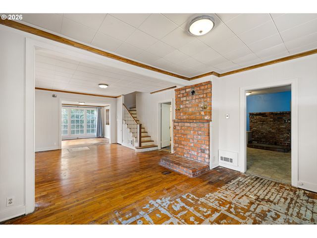 352 RUBY Ave, Eugene, OR 97404