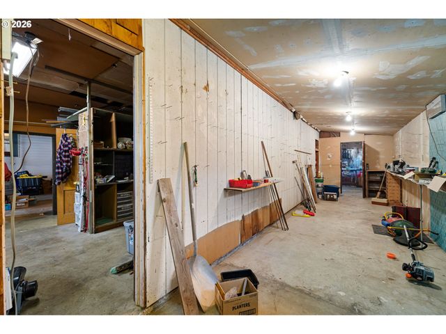 352 RUBY Ave, Eugene, OR 97404