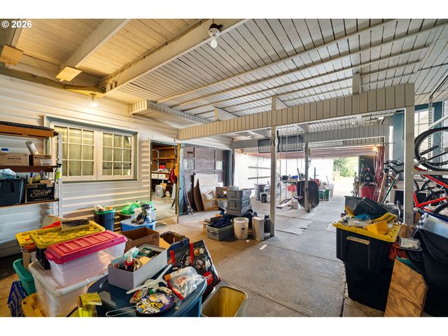352 RUBY Ave, Eugene, OR 97404