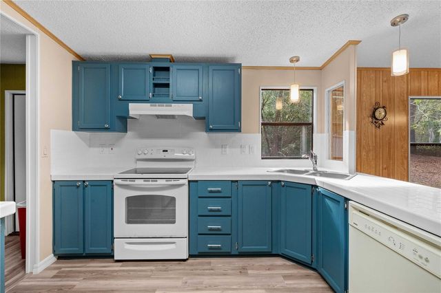 39720 SUNBURST DRIVE, Dade City, FL 33525