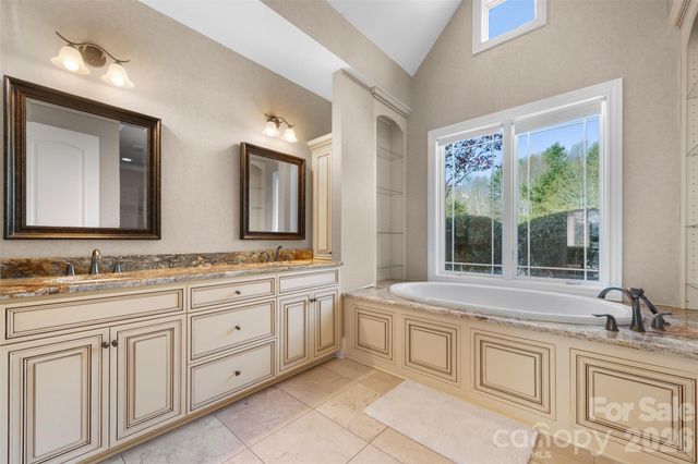 46 N Ridge Road, Newland, NC 28657