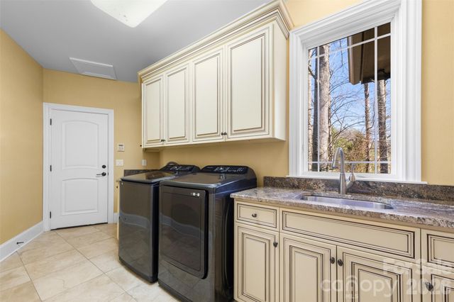 46 N Ridge Road, Newland, NC 28657