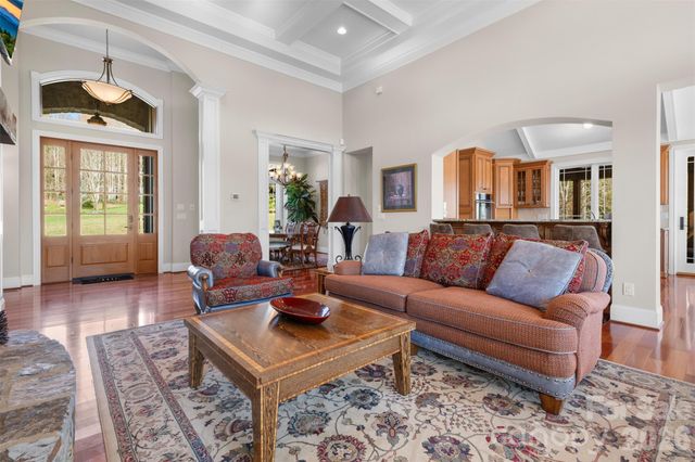 46 N Ridge Road, Newland, NC 28657