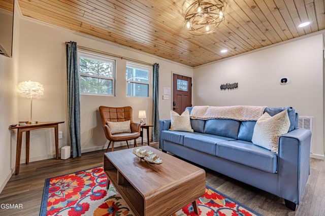 2759 Easy Street, Sevierville, TN 37862