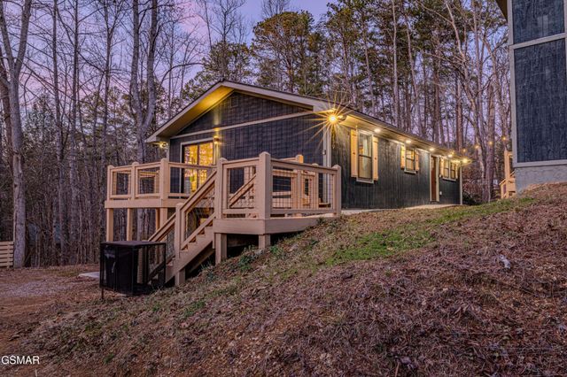 2759 Easy Street, Sevierville, TN 37862