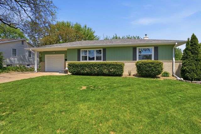 418 W 44th Street, Davenport, IA 52806