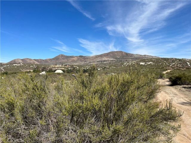 35250 Willow Creek, Hemet, CA 92544