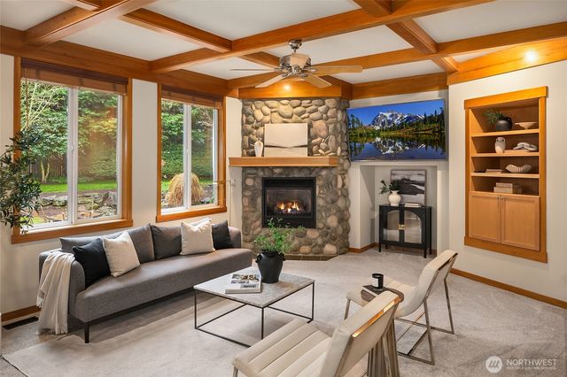 28927 230th Avenue SE, Black Diamond, WA 98010