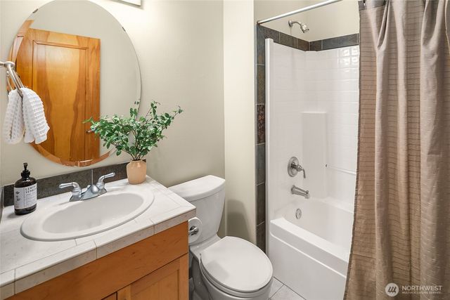 28927 230th Avenue SE, Black Diamond, WA 98010