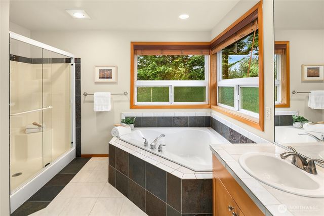 28927 230th Avenue SE, Black Diamond, WA 98010