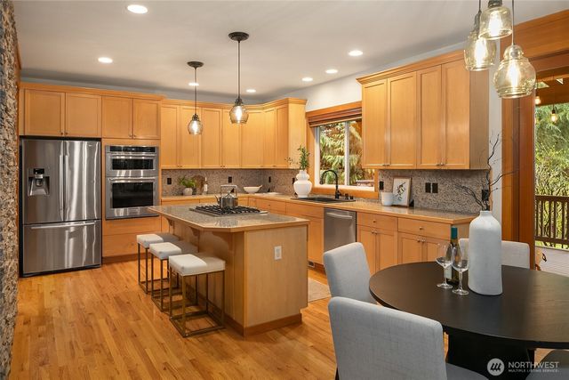 28927 230th Avenue SE, Black Diamond, WA 98010