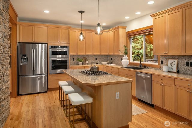 28927 230th Avenue SE, Black Diamond, WA 98010