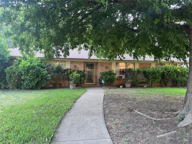 4727 Ashbrook Road, Dallas, TX 75227