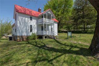 505 Main Street, Huntsville, AR 72740