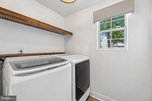 15764 BEAU RIDGE DR, Woodbridge, VA 22193