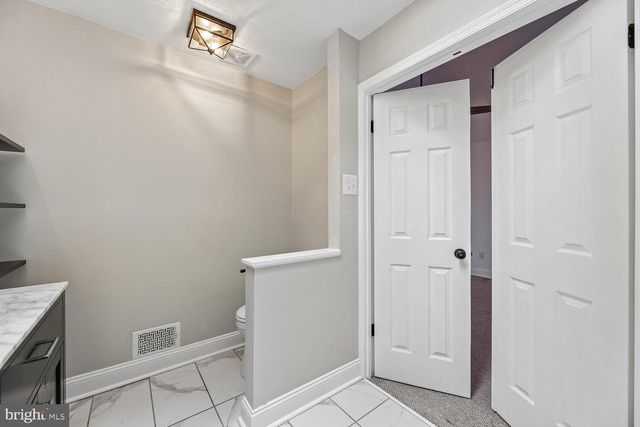 15764 BEAU RIDGE DR, Woodbridge, VA 22193