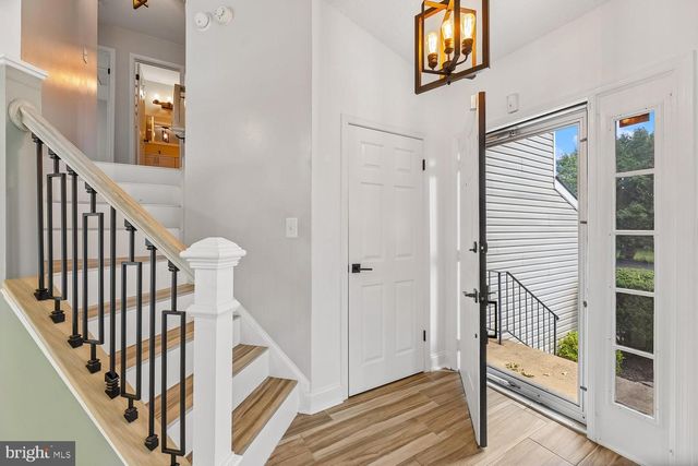 15764 BEAU RIDGE DR, Woodbridge, VA 22193