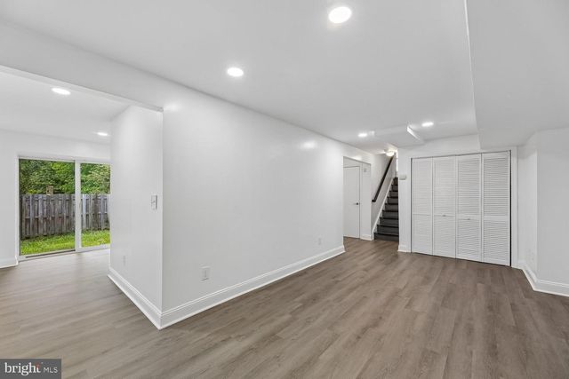 15764 BEAU RIDGE DR, Woodbridge, VA 22193