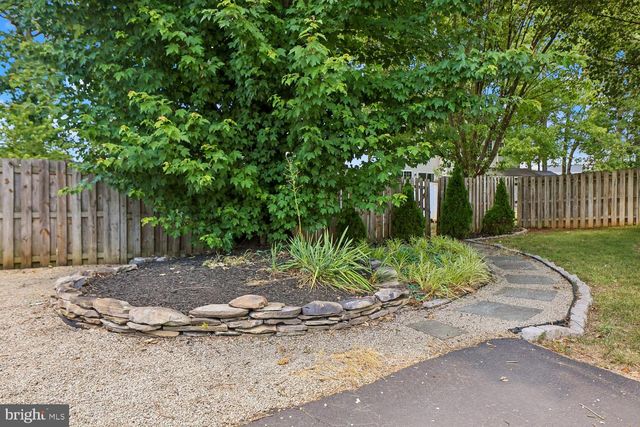 15764 BEAU RIDGE DR, Woodbridge, VA 22193