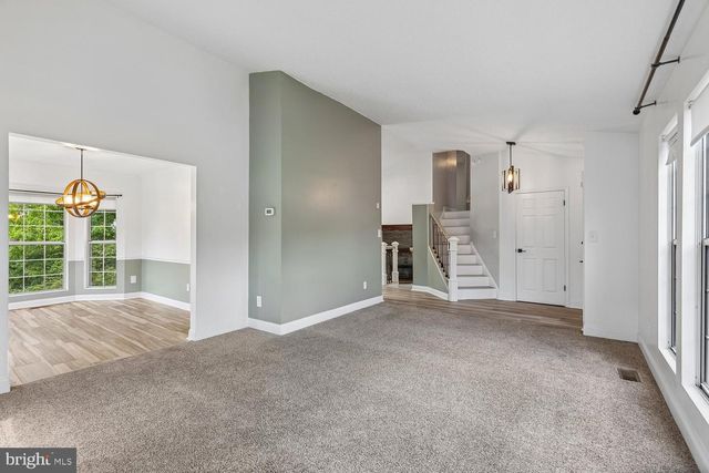 15764 BEAU RIDGE DR, Woodbridge, VA 22193