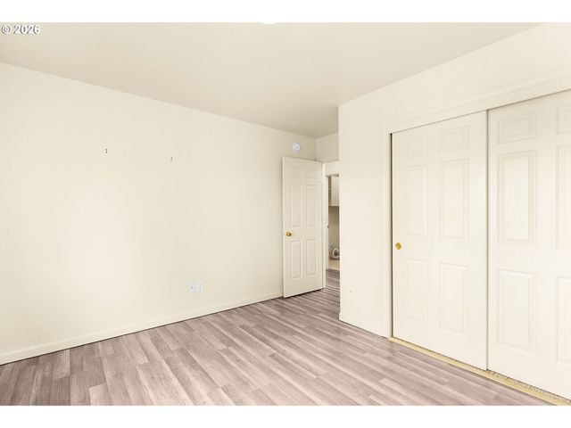 106 UMPQUA VIEW Dr, Roseburg, OR 97471