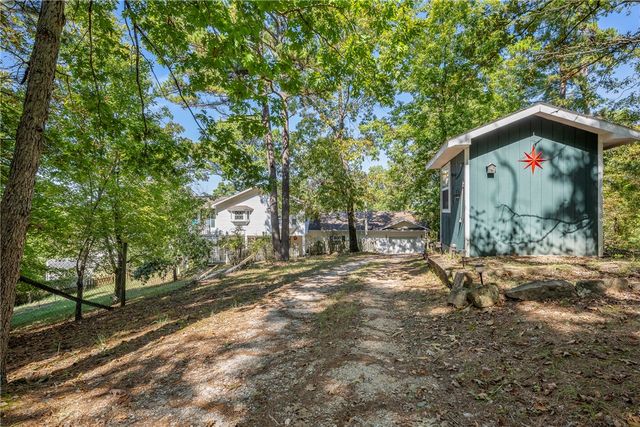 17556 Timberlake Trail, Rogers, AR 72756