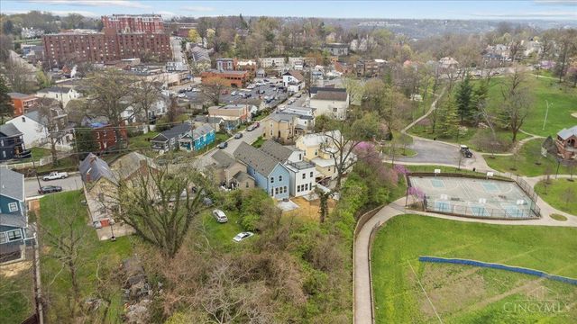 1906 Pogue Avenue, Cincinnati, OH 45208