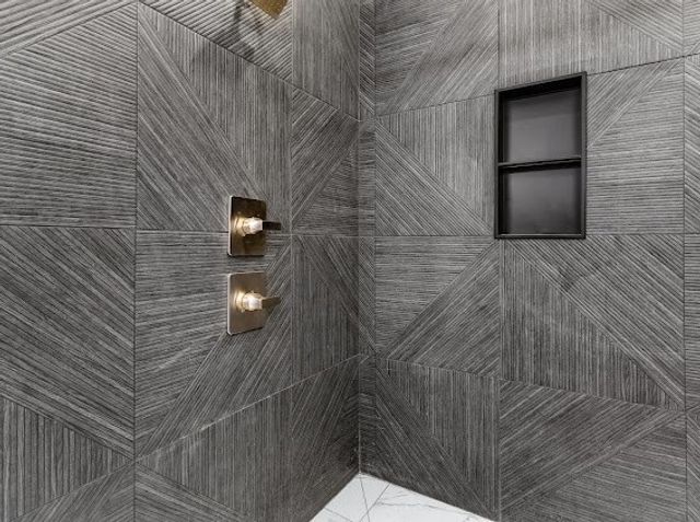 339 Ellington Dr, Clarksville, TN 37043