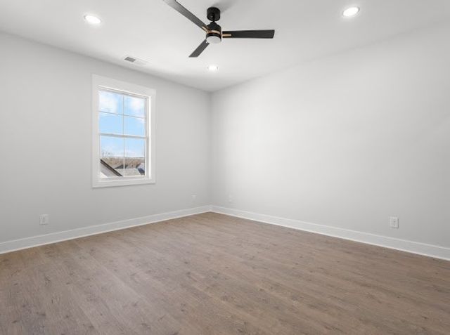 339 Ellington Dr, Clarksville, TN 37043