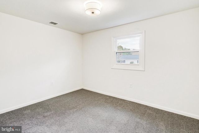 2640 HEMLOCK DR, Columbia, PA 17512