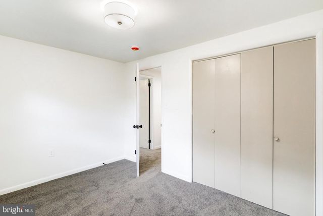 2640 HEMLOCK DR, Columbia, PA 17512