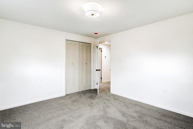 2640 HEMLOCK DR, Columbia, PA 17512