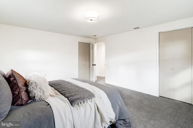 2640 HEMLOCK DR, Columbia, PA 17512