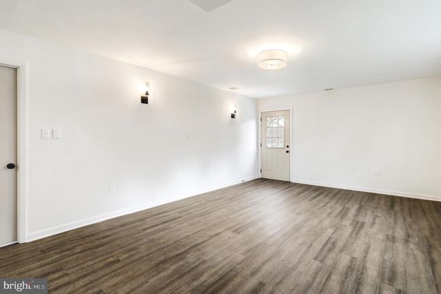 2640 HEMLOCK DR, Columbia, PA 17512