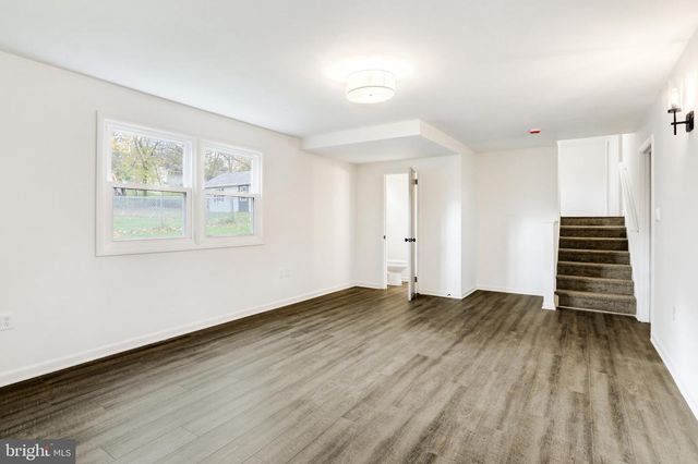 2640 HEMLOCK DR, Columbia, PA 17512